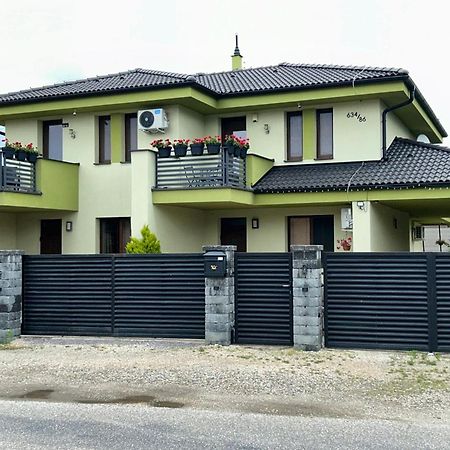 Apartmany Zeleny Dom Podhájska Eksteriør bilde